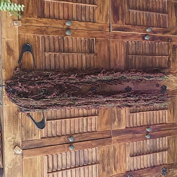 Scarf - Picture 2 of 3